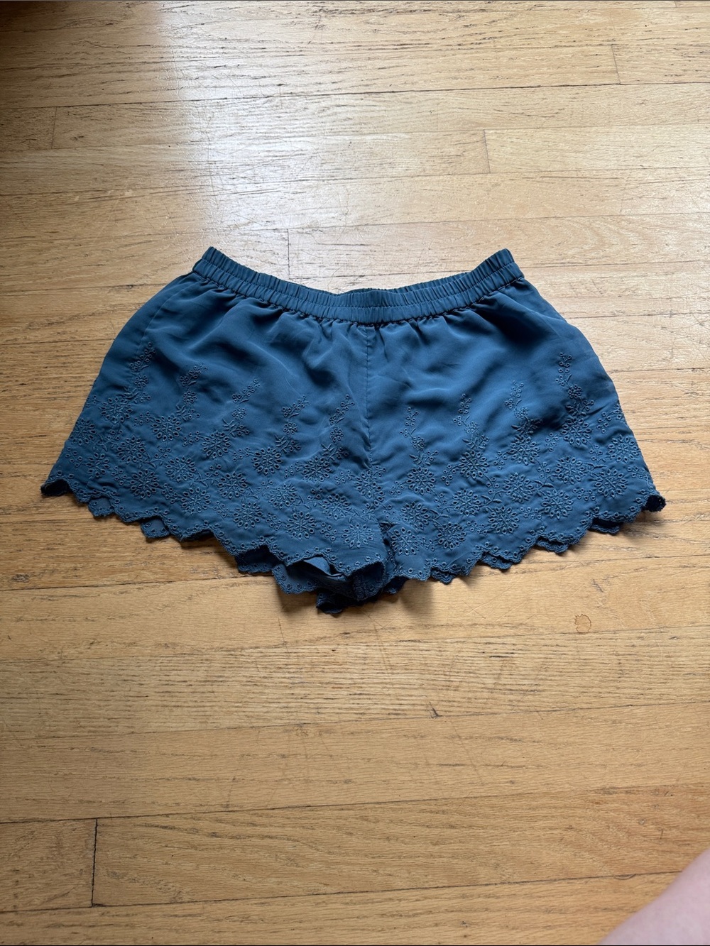 Frenchi Navy Scalloped Eyelet Hem Shorts